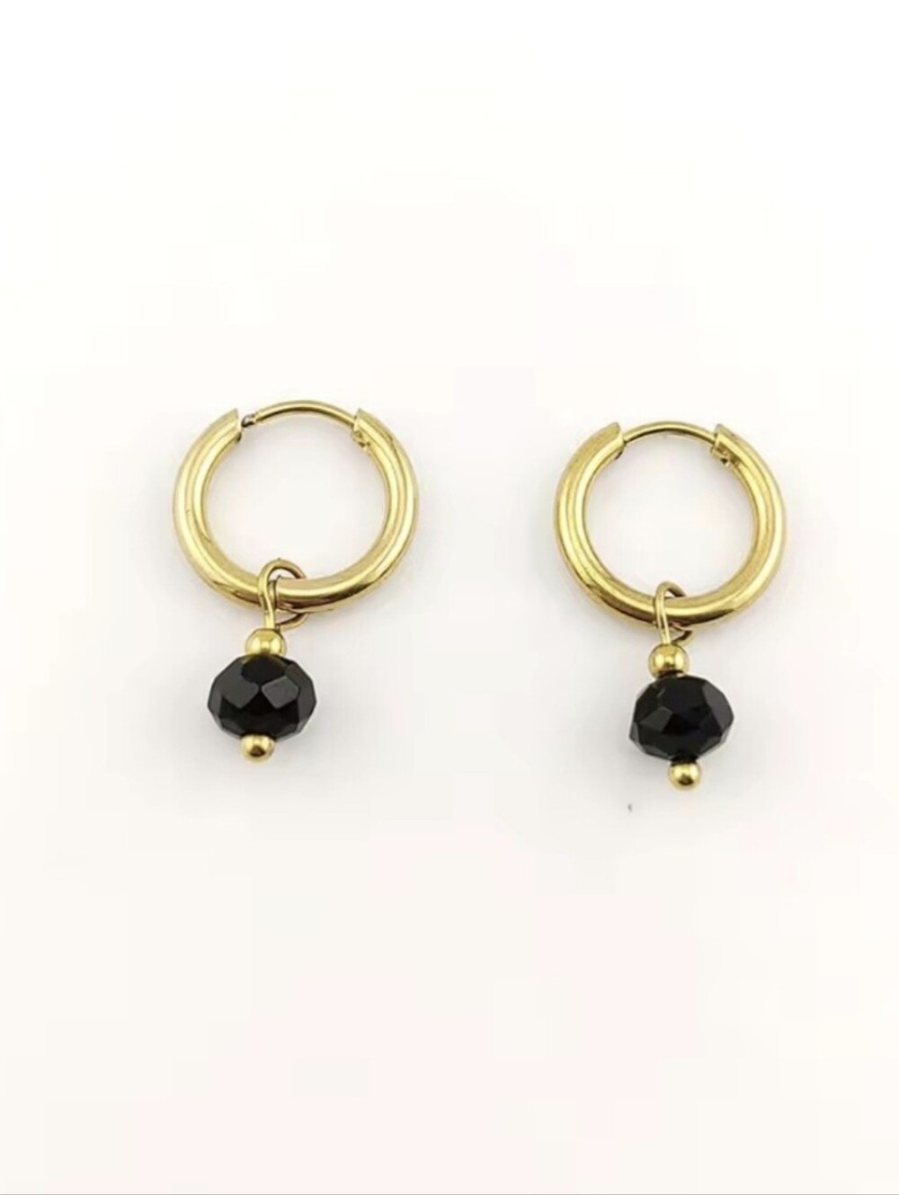 🖤🖤NEW🖤🖤 PRETTY!! BLACK SPINEL Faceted Natural Stone Huggie Earrings
